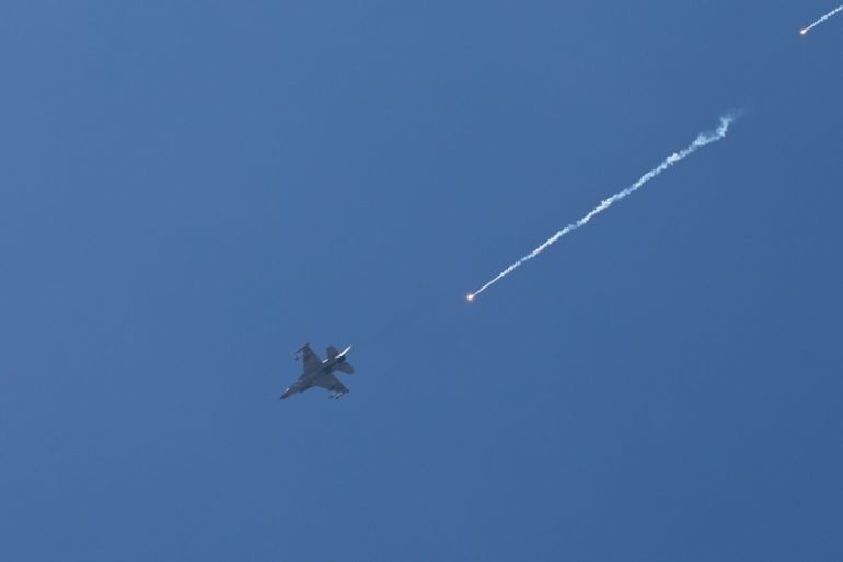 epa11335022 An Israeli fighter jet ejects flares over northern areas of the Gaza Strip, as seen from the Kfar Aza area, near the border with the Gaza Strip, in southern Israel, 12 May 2024. More than 34,900 Palestinians and over 1,455 Israelis have been killed, according to the Palestinian Health Ministry and the Israel Defense Forces (IDF), since Hamas militants launched an attack against Israel from the Gaza Strip on 07 October 2023, and the Israeli operations in Gaza and the West Bank which followed it. EPA-EFE/ATEF SAFADI