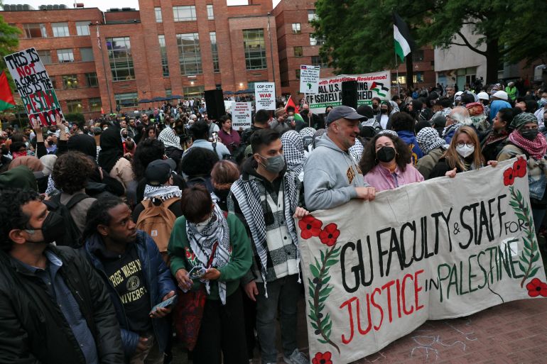 Students and others demonstrate at a protest encampment at University Yard in support of Palestinians in Gaza, during the ongoing conflict between Israel and the Palestinian Islamist group Hamas, at George Washington University in Washington, U.S., April 25, 2024. REUTERS/Leah Millis