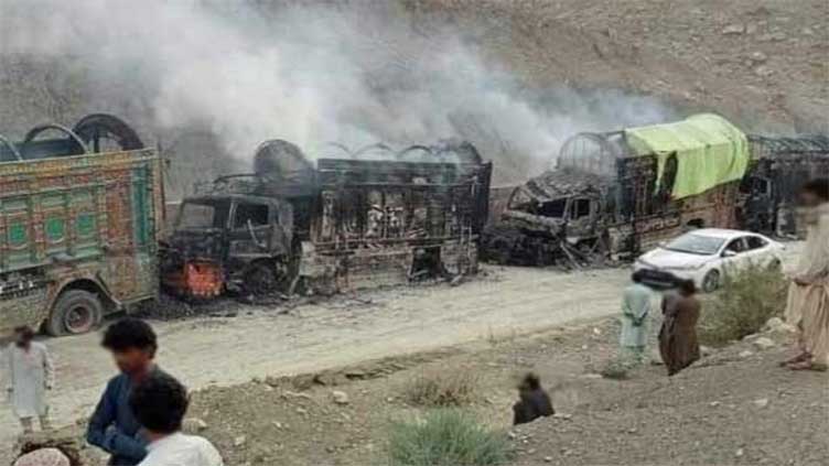 One killed, three injured as gunmen target five truckloads of coal