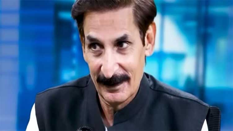 Iftikhar Thakur's funny encounters with politicians amuse netizens