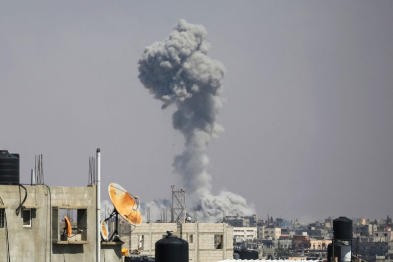 Smoke billows from Israeli strikes on eastern Rafah in the southern Gaza Strip on May 7, 2024, amid the ongoing conflict between Israel and the Palestinian Hamas movement. (Photo by AFP)
